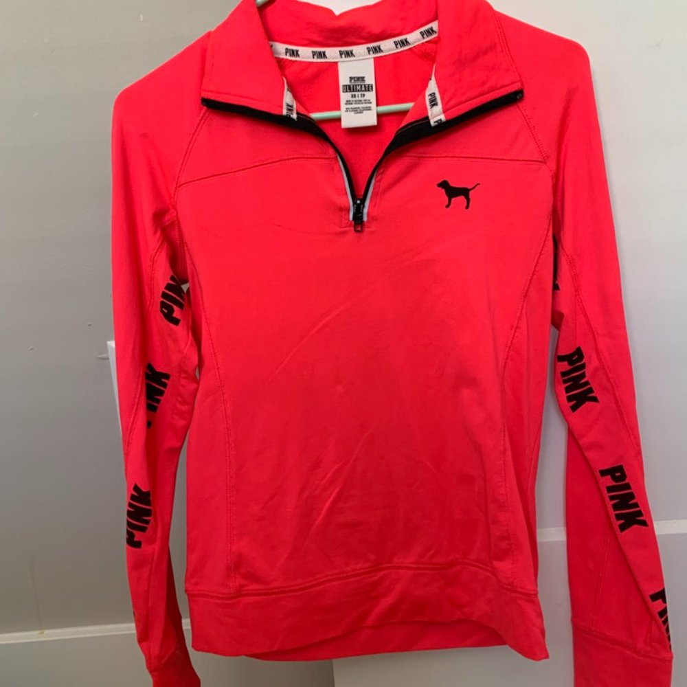 Fitted running jacket